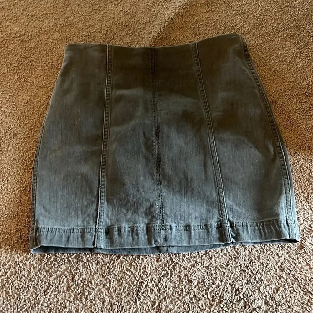 Free people size‎ 6 grey skirt